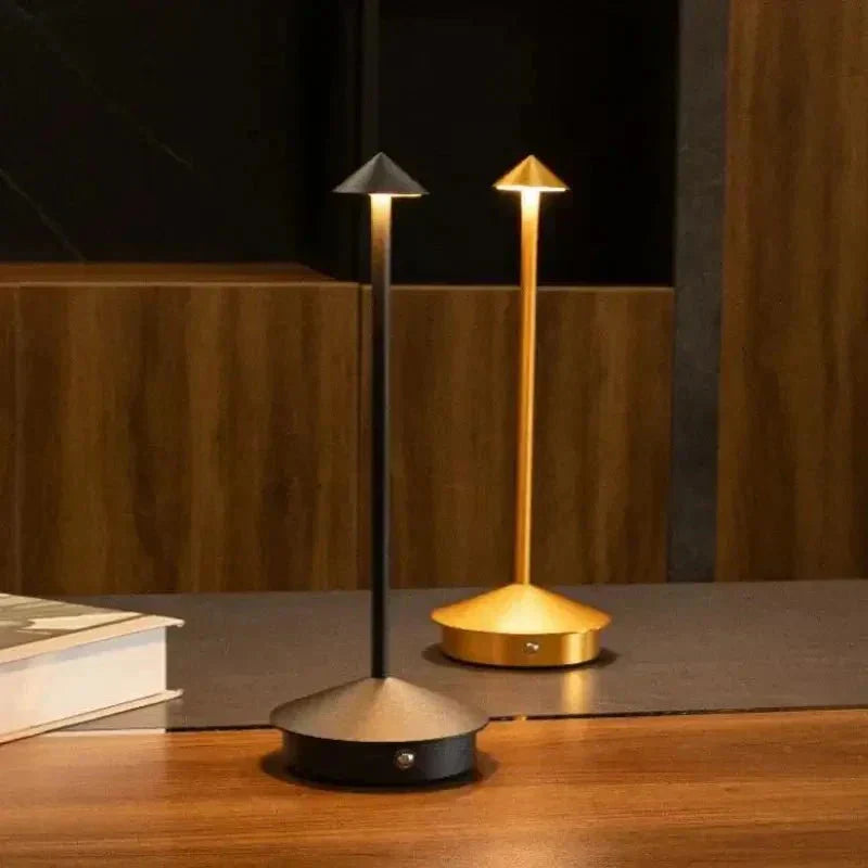 Luminária de Mesa Decorativa Sem Fio, Recarregável com Design Moderno